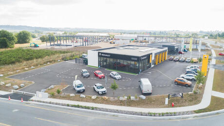 Garage RENAULT à Bain de Bretagne - vue d'ensemble